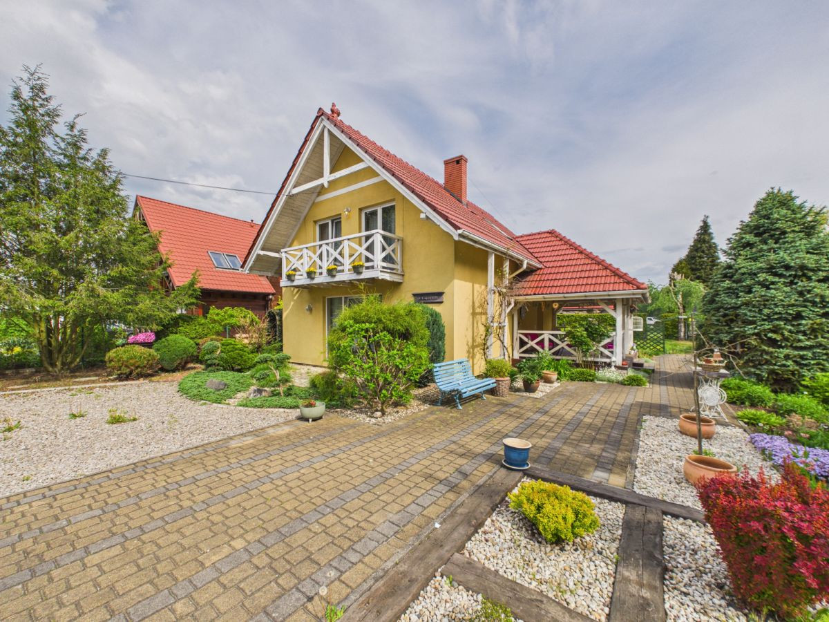Talo, 97 m², tontti 805 m²