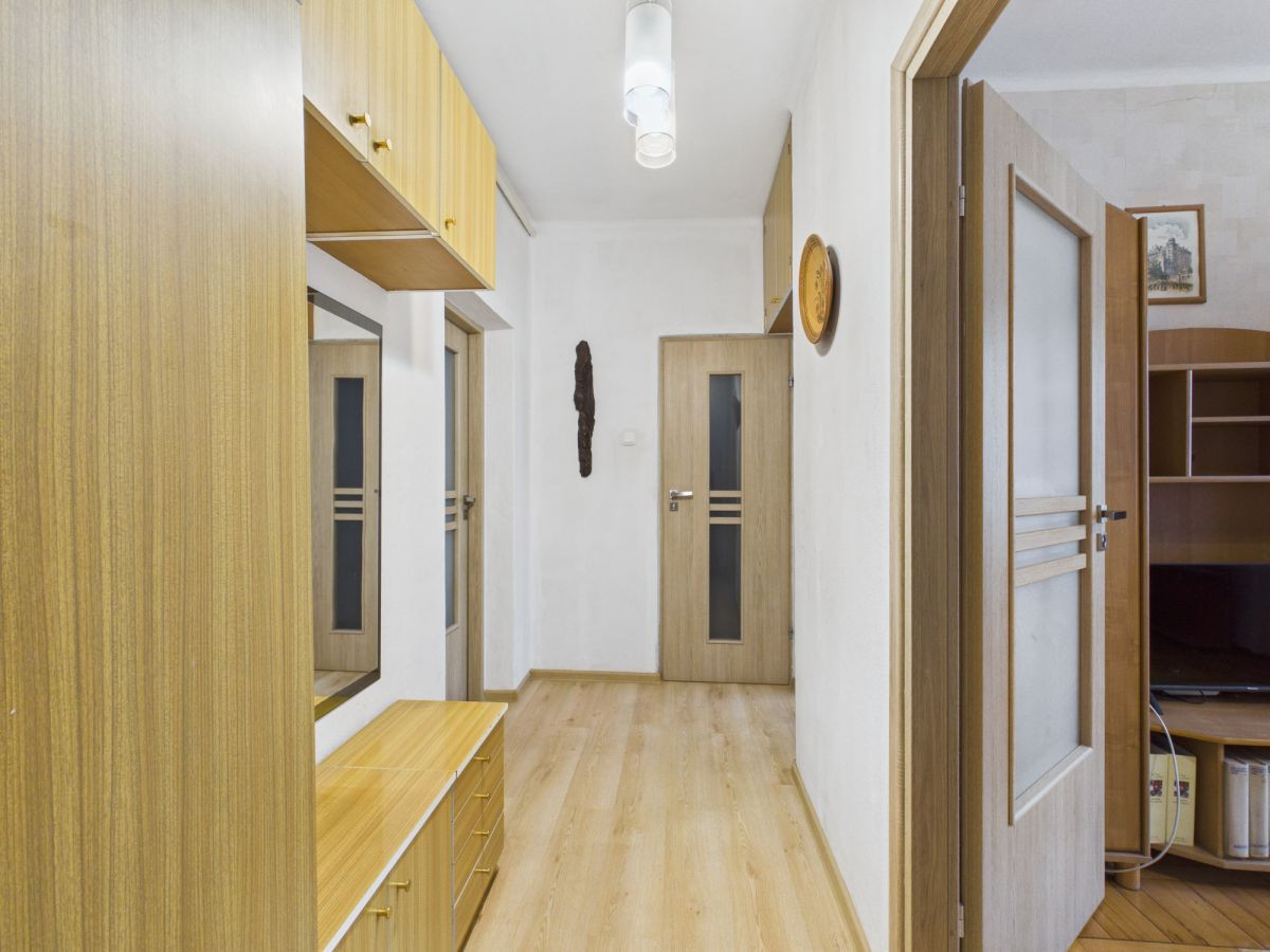 Apartment in Mikołów, Osiedle Adama Mickiewicza, Centrum - Więcej