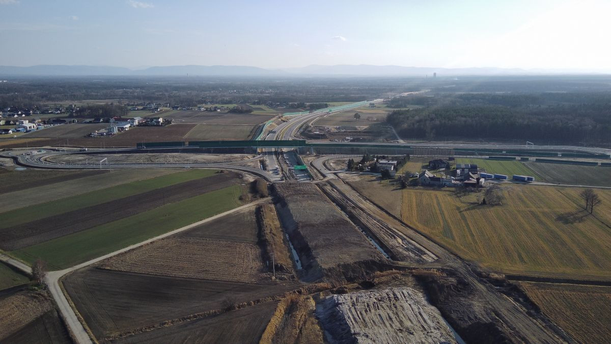 7000 m² | Autozłom Recykling Odpady | Bieruń - Widok 2