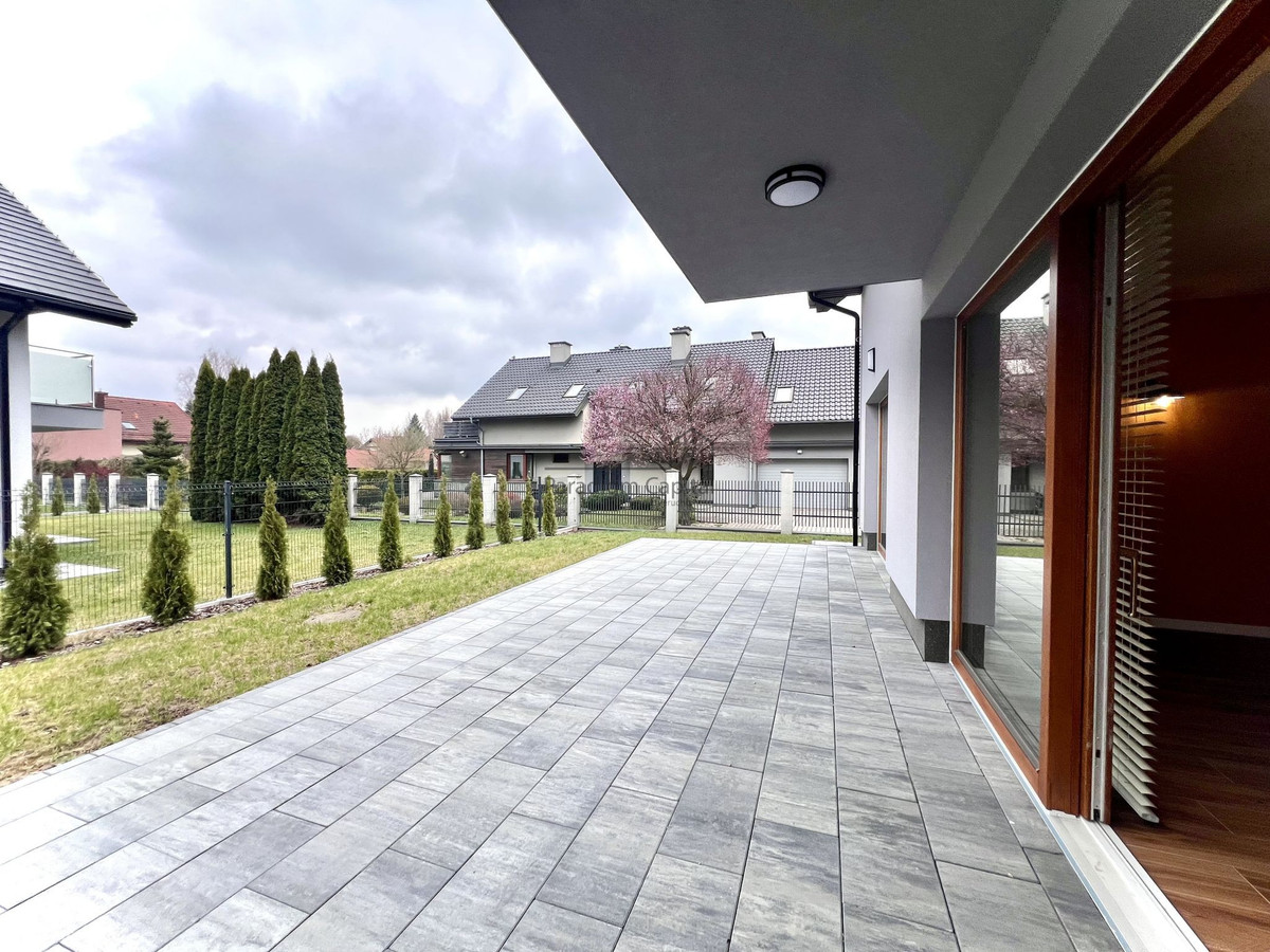 Dom – Wielka Wieś, Modlniczka - Widok 2