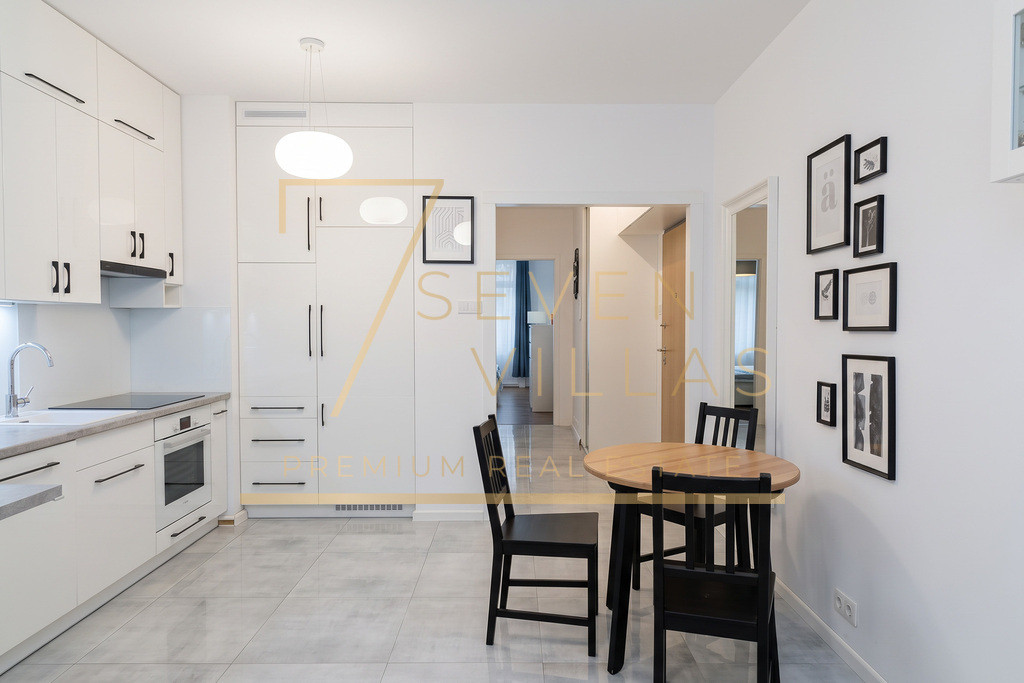 Apartament z dwoma balkonami