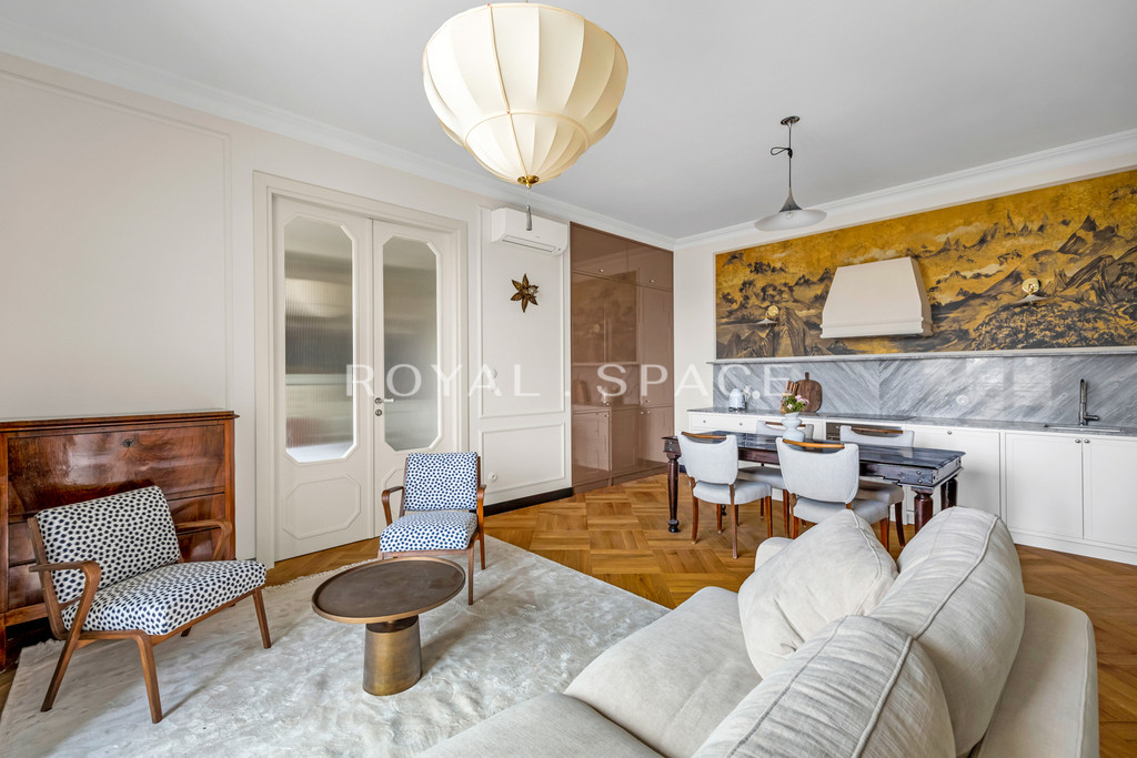 Unikatowy apartament w kamienicy I garaż