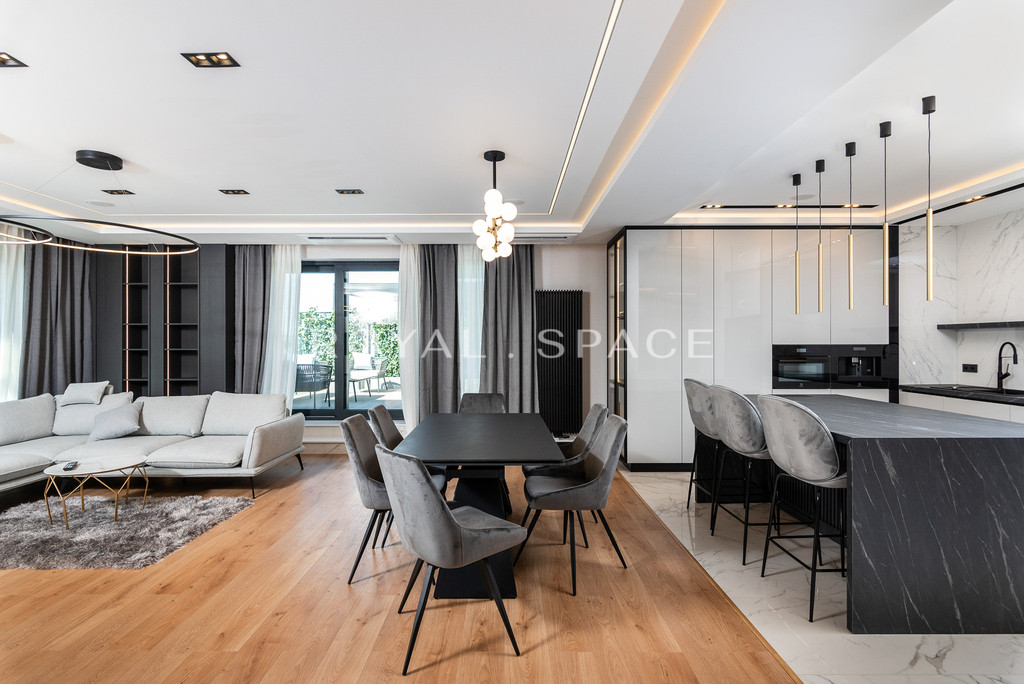 Luksusowy penthouse z jacuzzi na tarasie