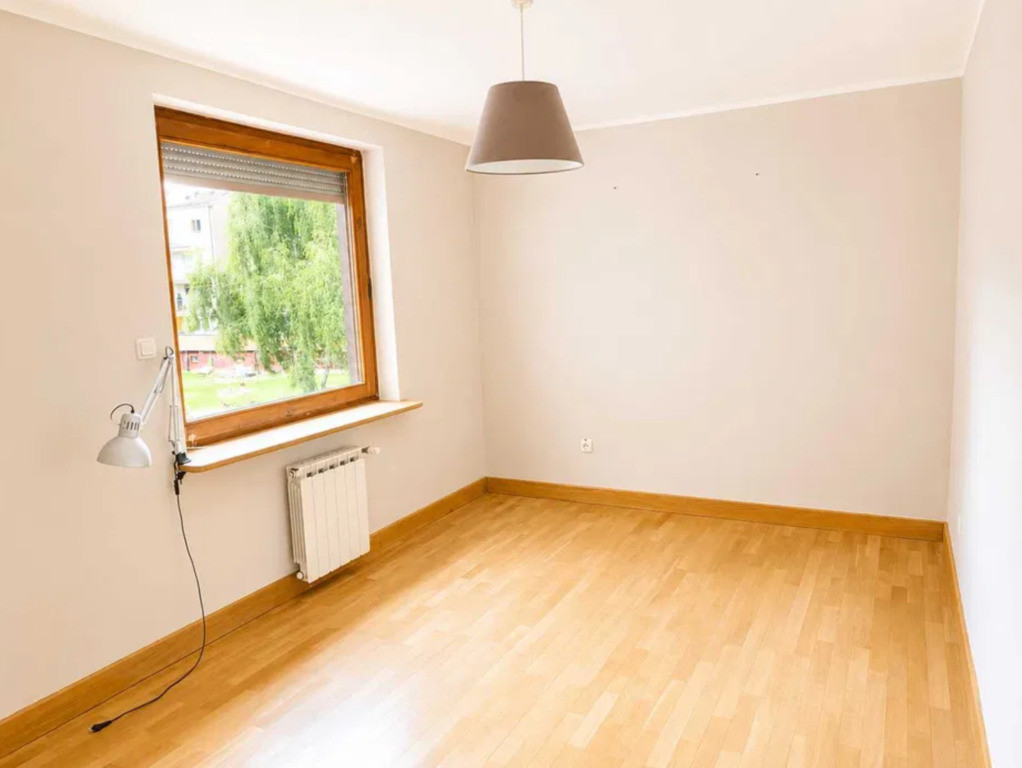 Przestronne 85 m²/3strony Świata/2 miejsca w garażu - Widok 6