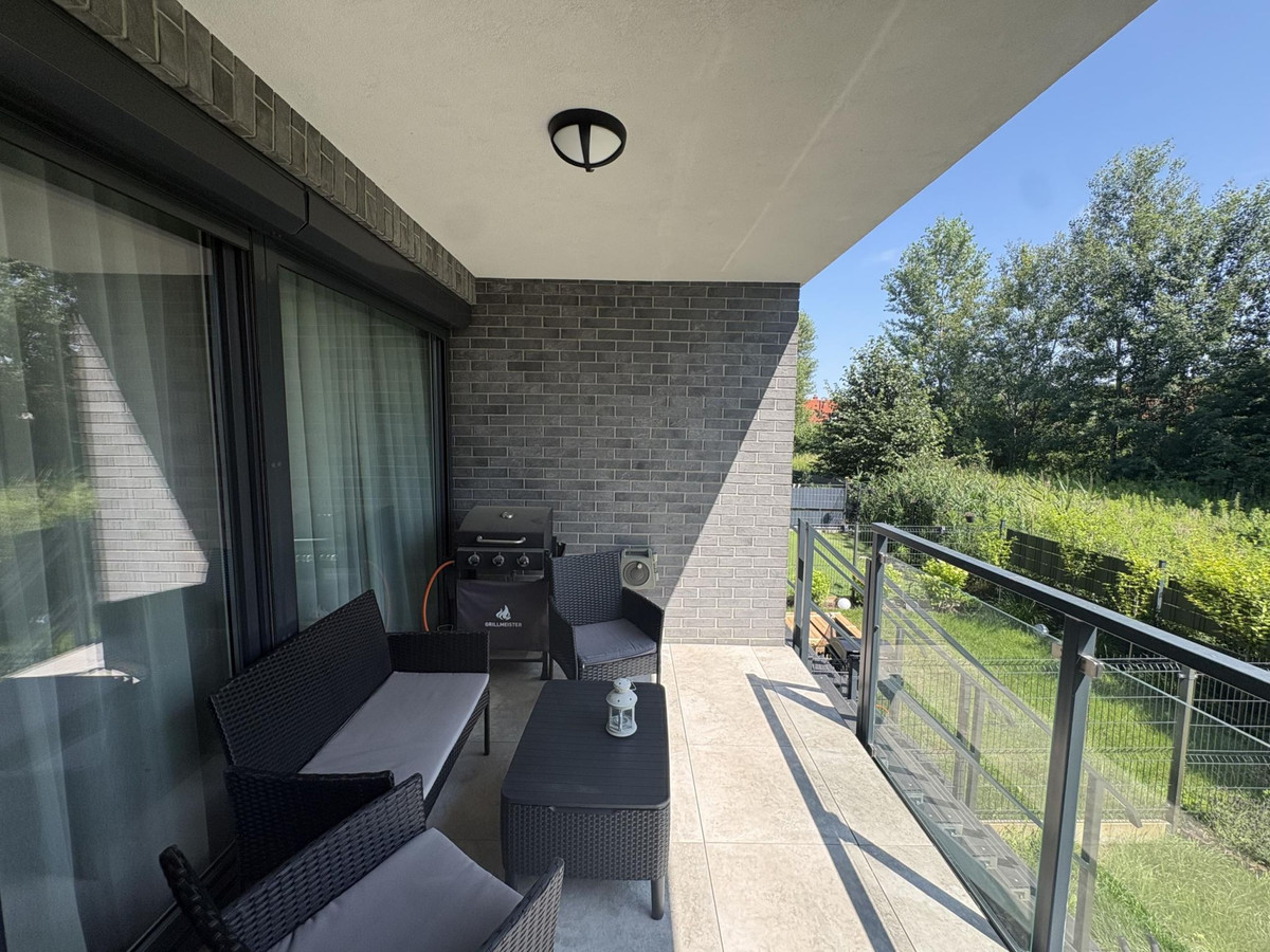REZERWACJA. 3pok.+ogródek 26 m²+taras. Piękny widok - Widok 4