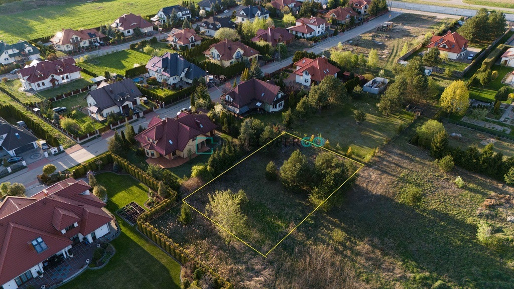 ** Atrakcyjna działka 1000 m² z WZ Nowodworce ** - Więcej