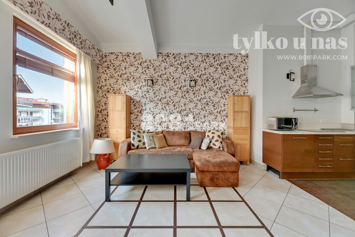 12 miesięcy+ | Parking | 3 pok. w Neptun Park