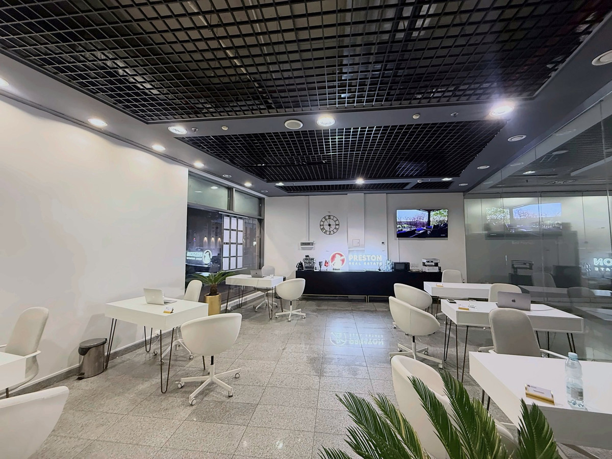 PRESTIŻOWY lokal 54 m² z dwiema witrynami od ul. Grzybowskiej ,ścisłe centrum - Widok 5