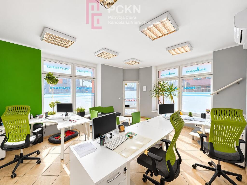 Lokal 40 m² | Witryny i wejście z ulicy | Opole – Centrum
