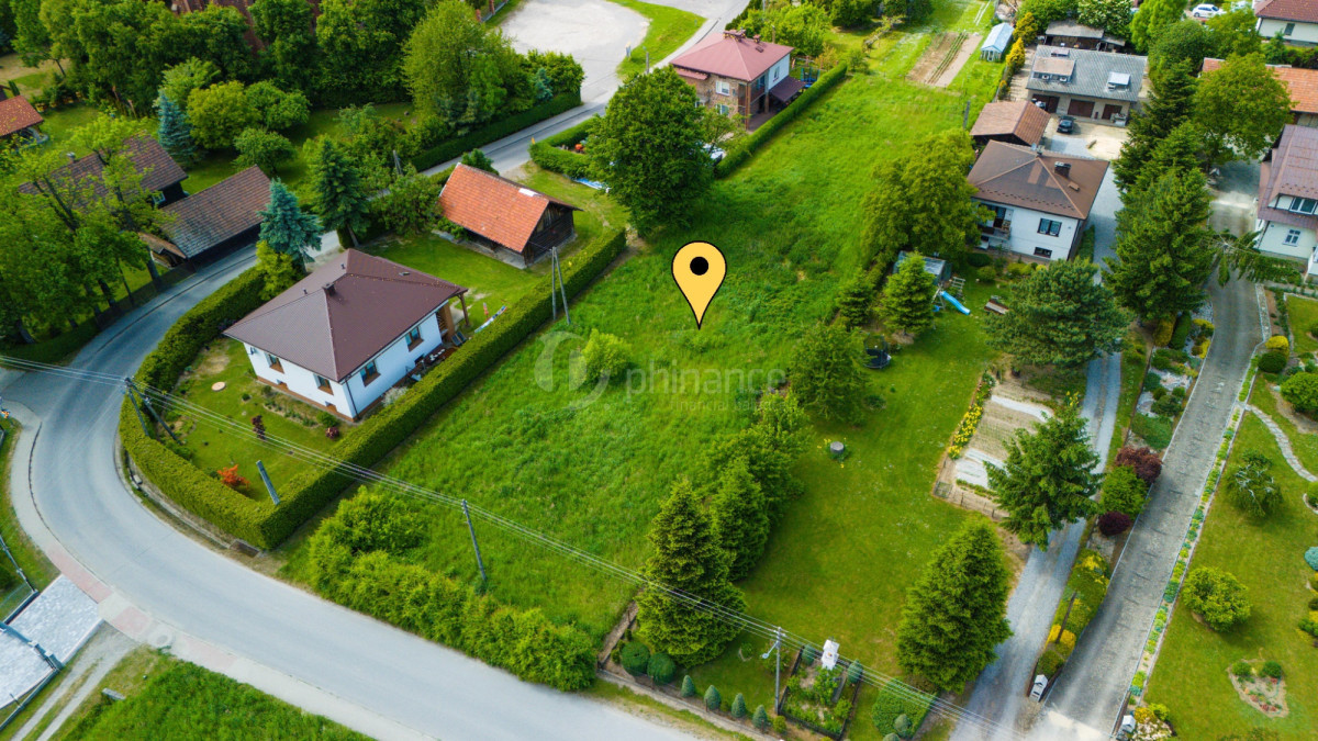 Działka budowlana w centrum Odrzykonia - 20 arów - Widok 2