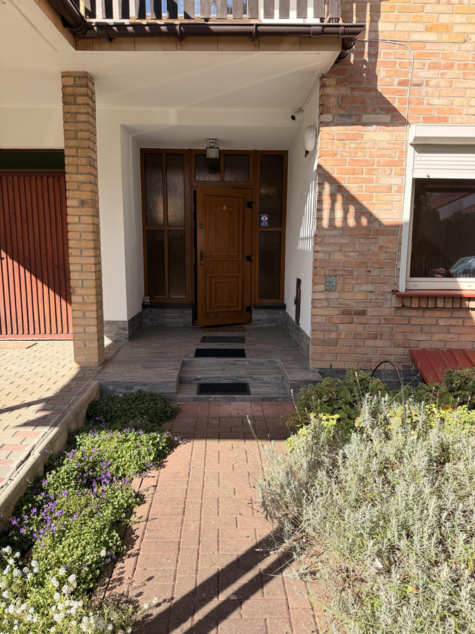 Klimatyczny dom z ogrodem i kominkiem w centrum Rzeszowa | 194 m²