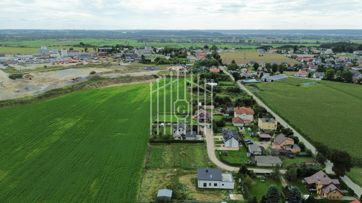 Mrzezino działka budowlana 2,5 km od plaży 1210 m² - Więcej