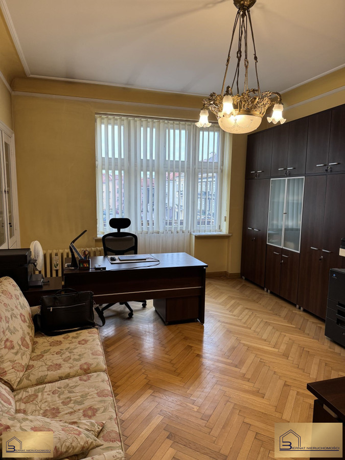 Mieszkanie w centrum 2 pokoje – pow. 83 m² - Widok 2