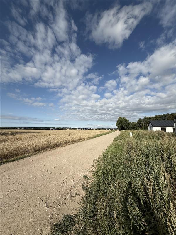 Zeme, 1065 m²