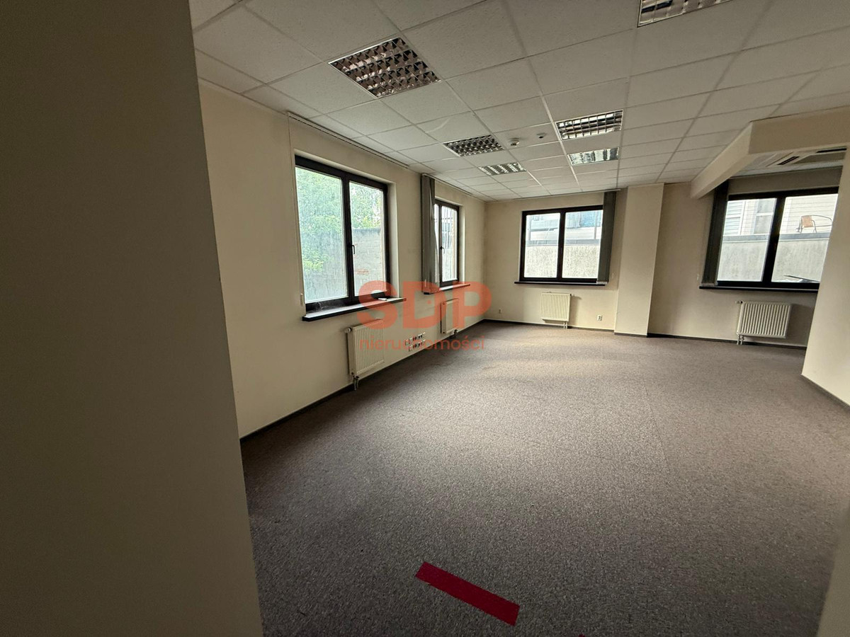 Przestrzeń dla biznesu | Całe piętro | 603,2 m² | Blisko lotniska - Widok 6