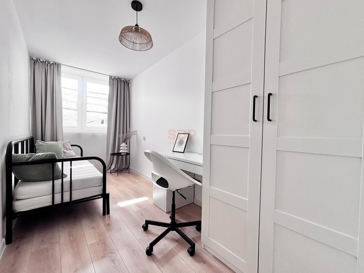 Apartment in Wrocław, Powstańców Śląskich, Krzyki - Widok 3