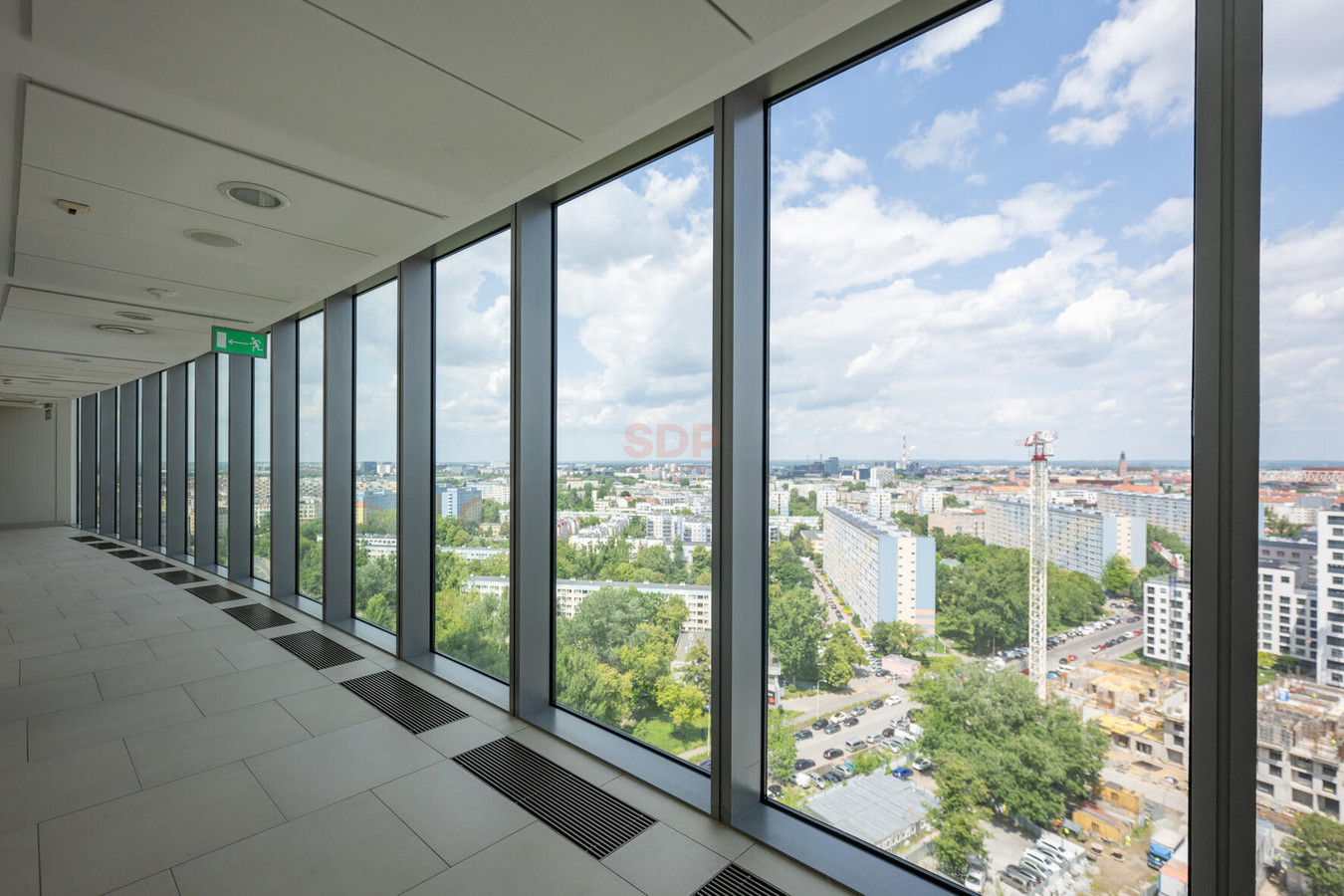 Sky Tower, 177,2 m2, 12 p, taras, unikat - zobacz film