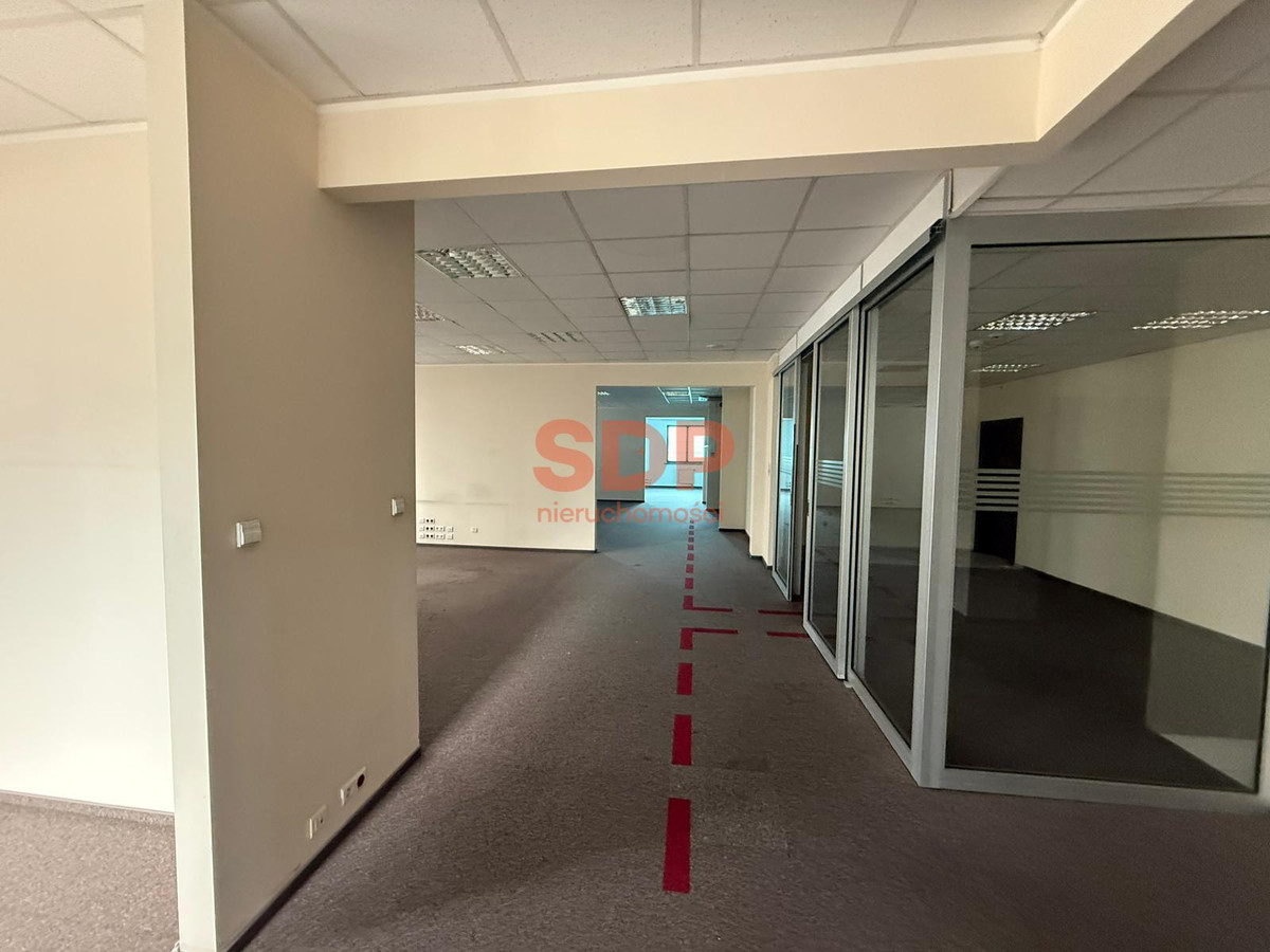 Przestrzeń dla biznesu | Całe piętro | 603,2 m² | Blisko lotniska - Widok 4
