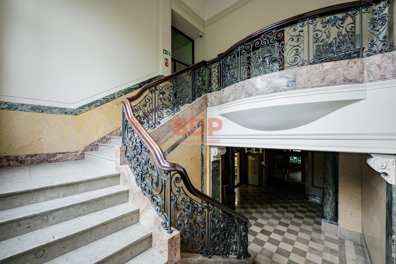 Reprezentacyjna kamienica 1000 m² | Plac Powstańców Śląskich - Widok 4