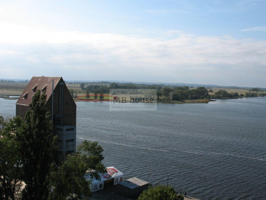 Działka nad wodą - Więcej