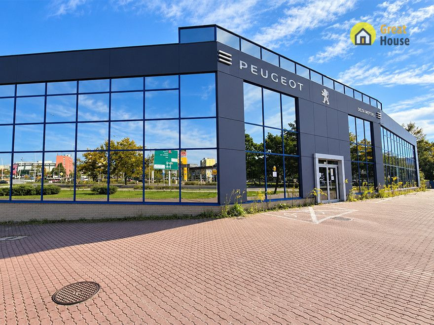 Kompleks usługowy ok. 1 400 m² | Działka 4 450m²