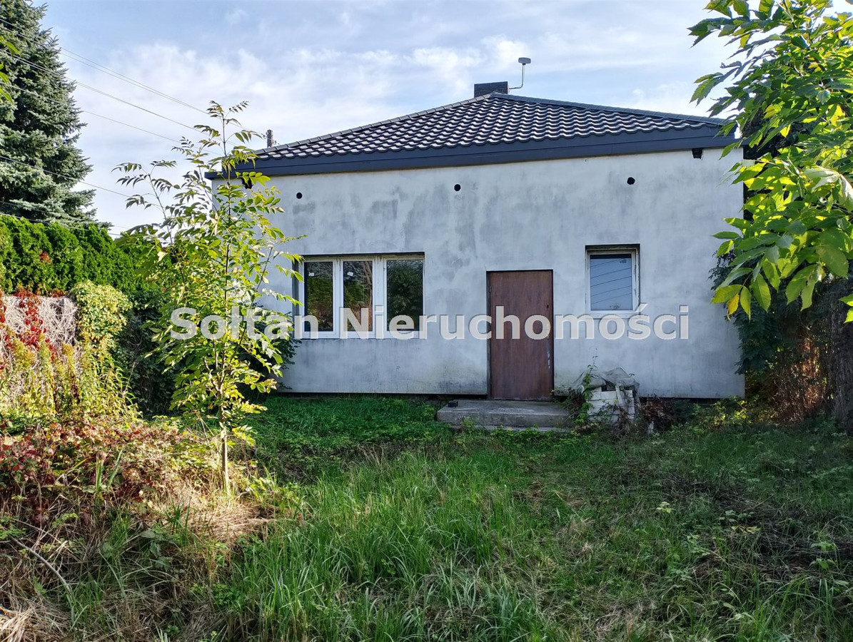 Dom z potencjałem na ustawnej działce 489 m²