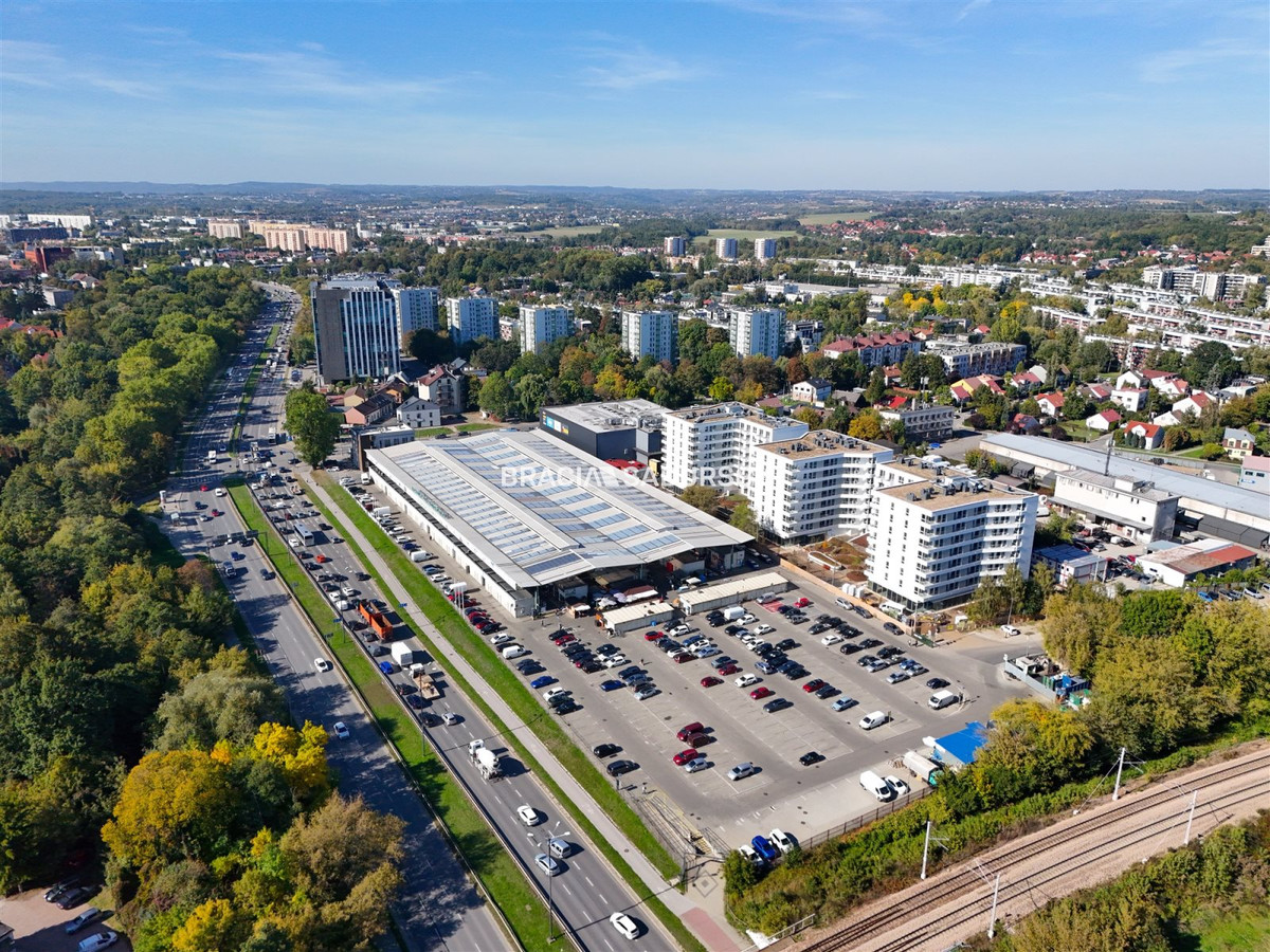 Obiekt handlowy z możl. rozbudowy, działka 250 m² - Widok 2