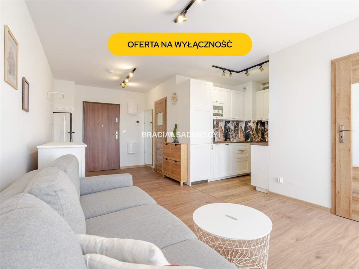 2 POKOJE | 32,5 m² | BALKON | OSTATNIE PIĘTRO |