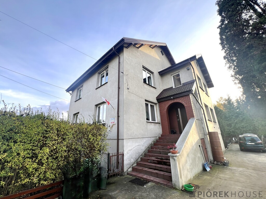 Ev, 430 m², arsa 1042 m²