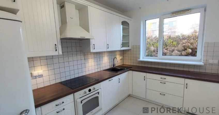Pis de 2 habitacions, 77 m²