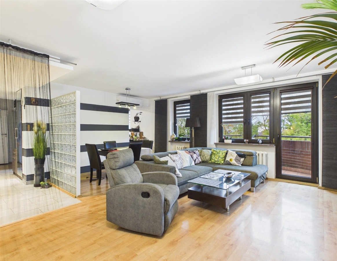 WYJĄTKOWY APARTAMENT POKOJOWY Z GARAŻEM