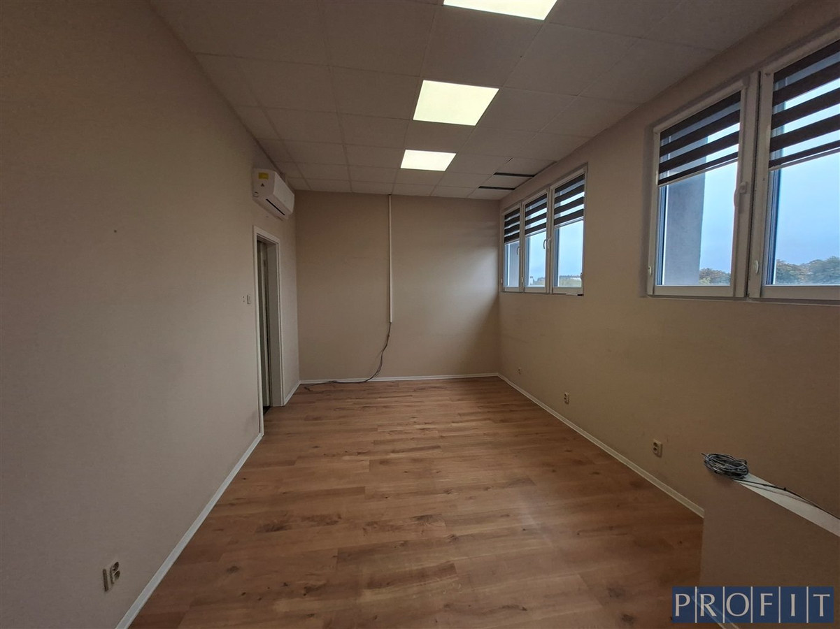 biuro 400m parking - Widok 5