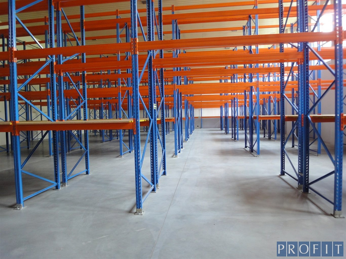 Hala 1052m², dok 2X poziom 0 - Widok 3
