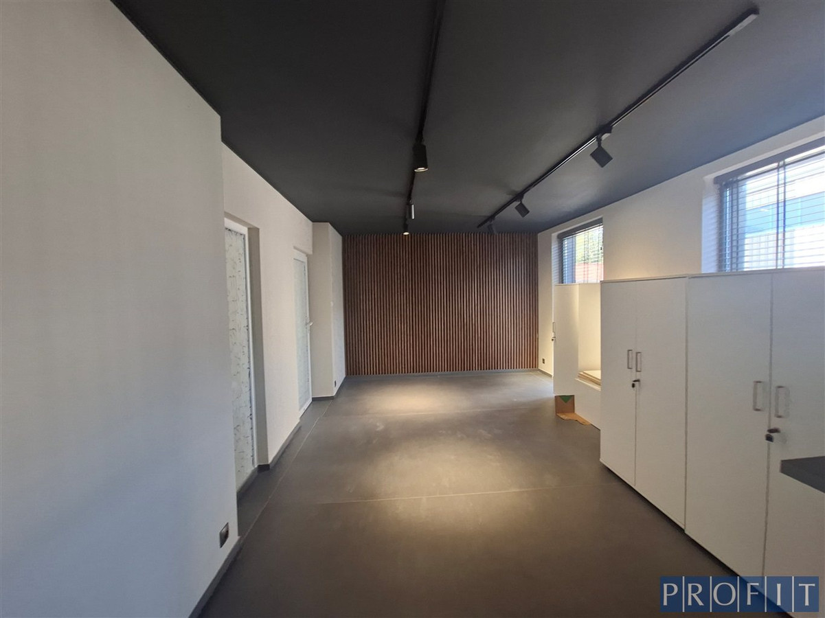 biuro 58m - parter, parking - Widok 3