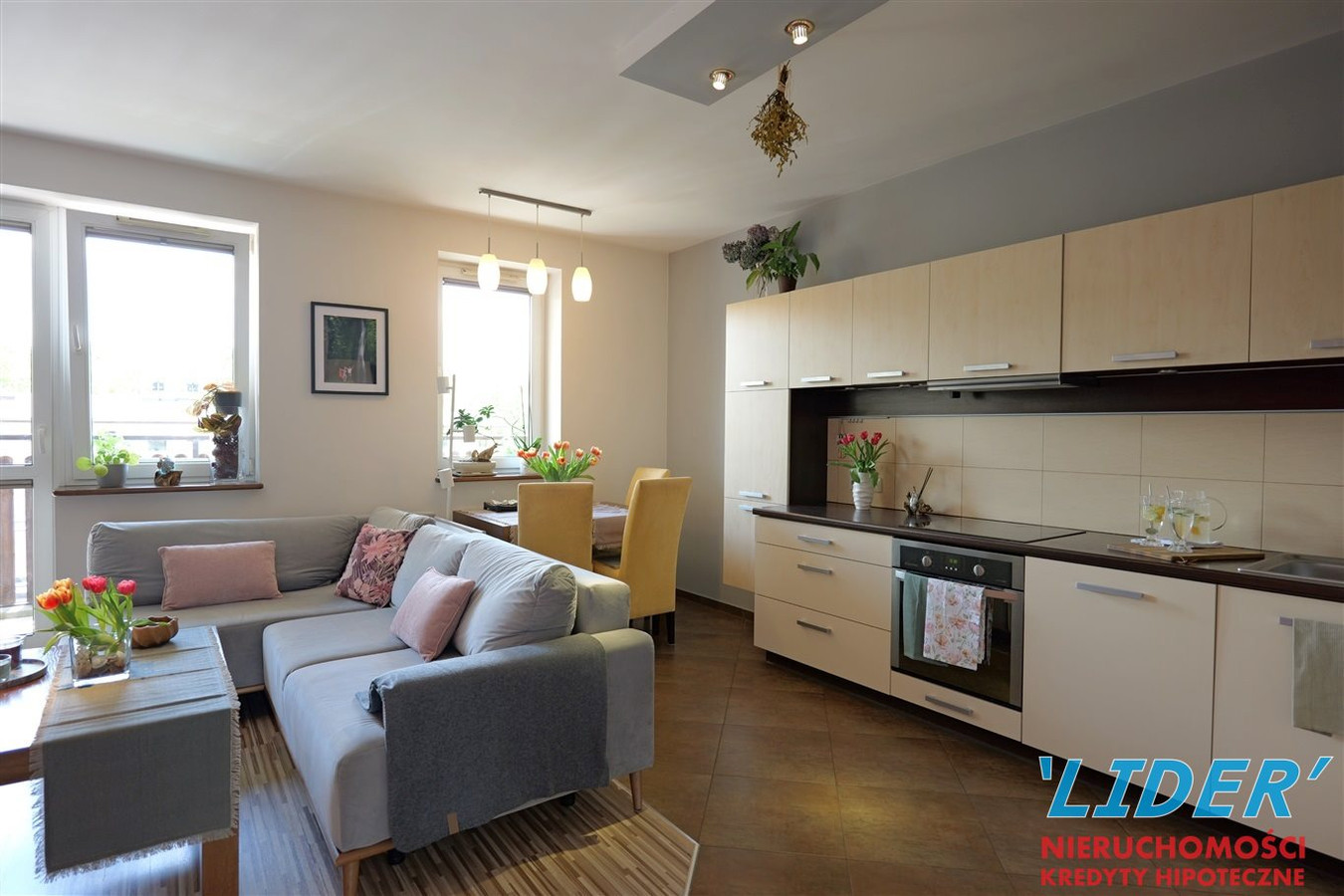 Apartment in Tychy, Osiedle W, Paprocany - Widok 2