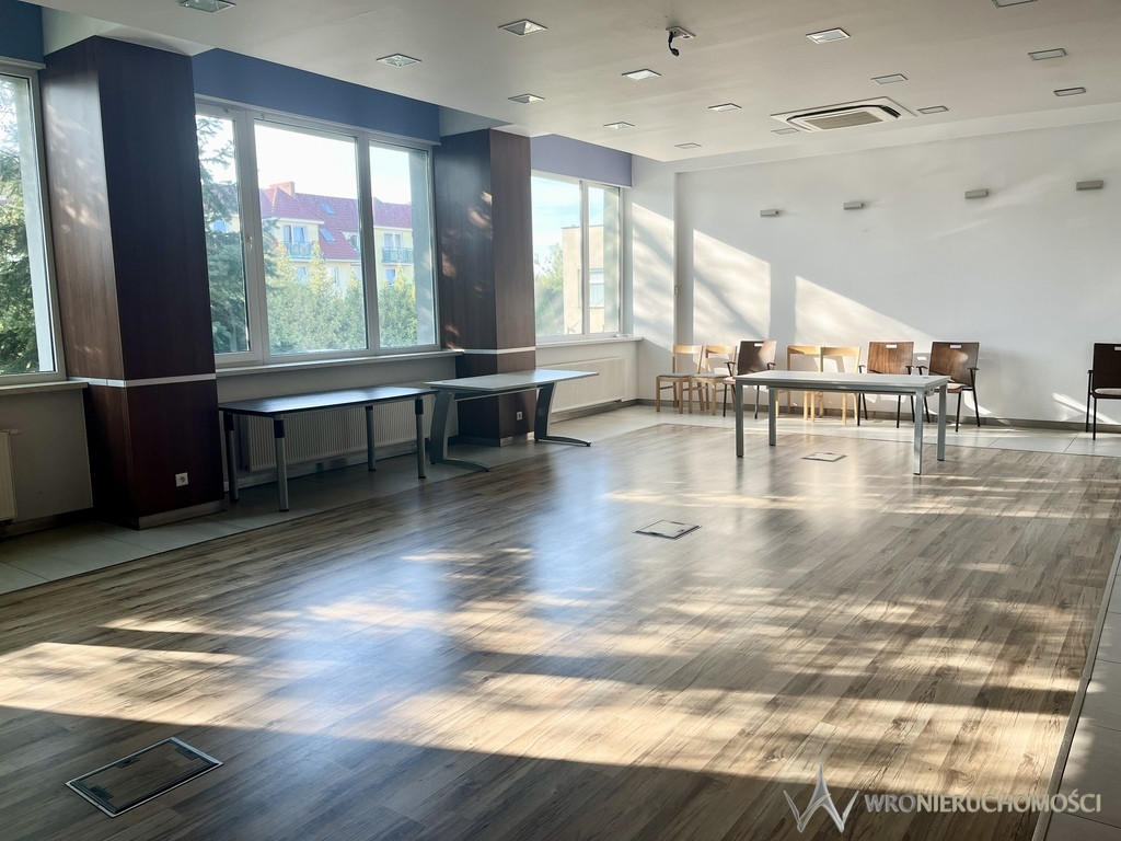 Commercial property, 72 m²