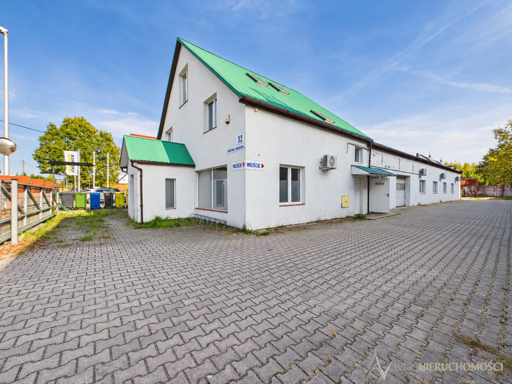 Hala magazynowo-produkcyjna z zapleczem biurowym i parkingiem – Kowale