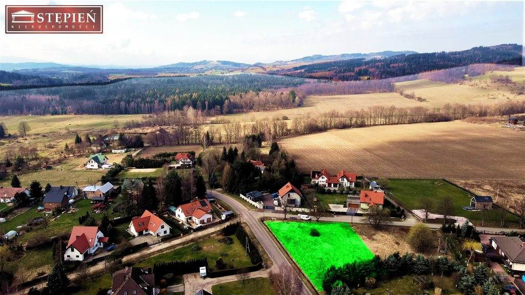 Urokliwa działka budowlana w Komarnie - Widok 2