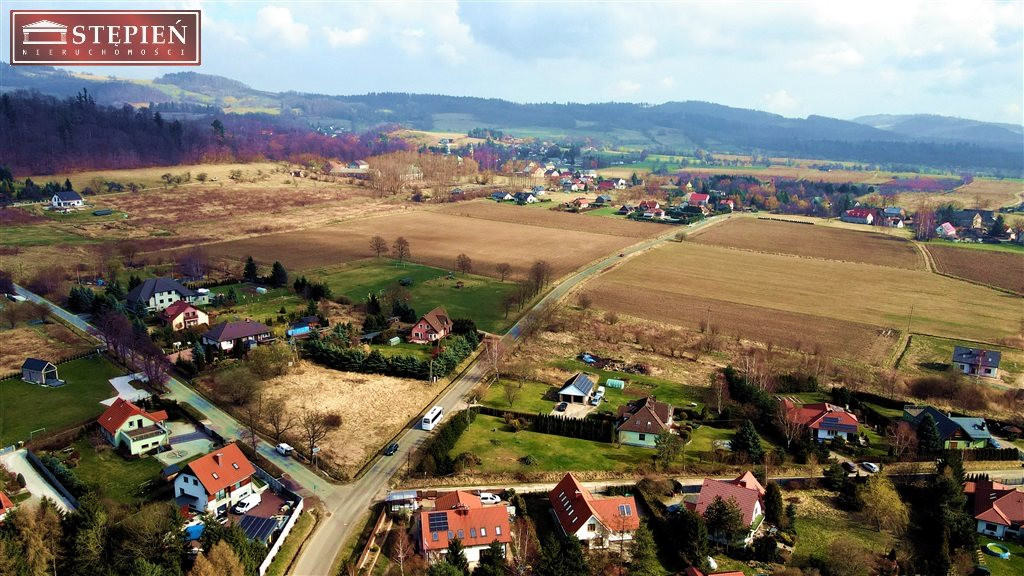 Urokliwa działka budowlana w Komarnie - Widok 4