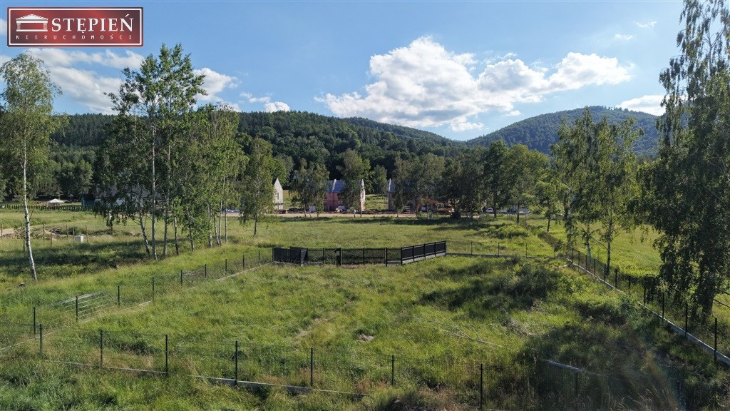 Terreny, 861 m²