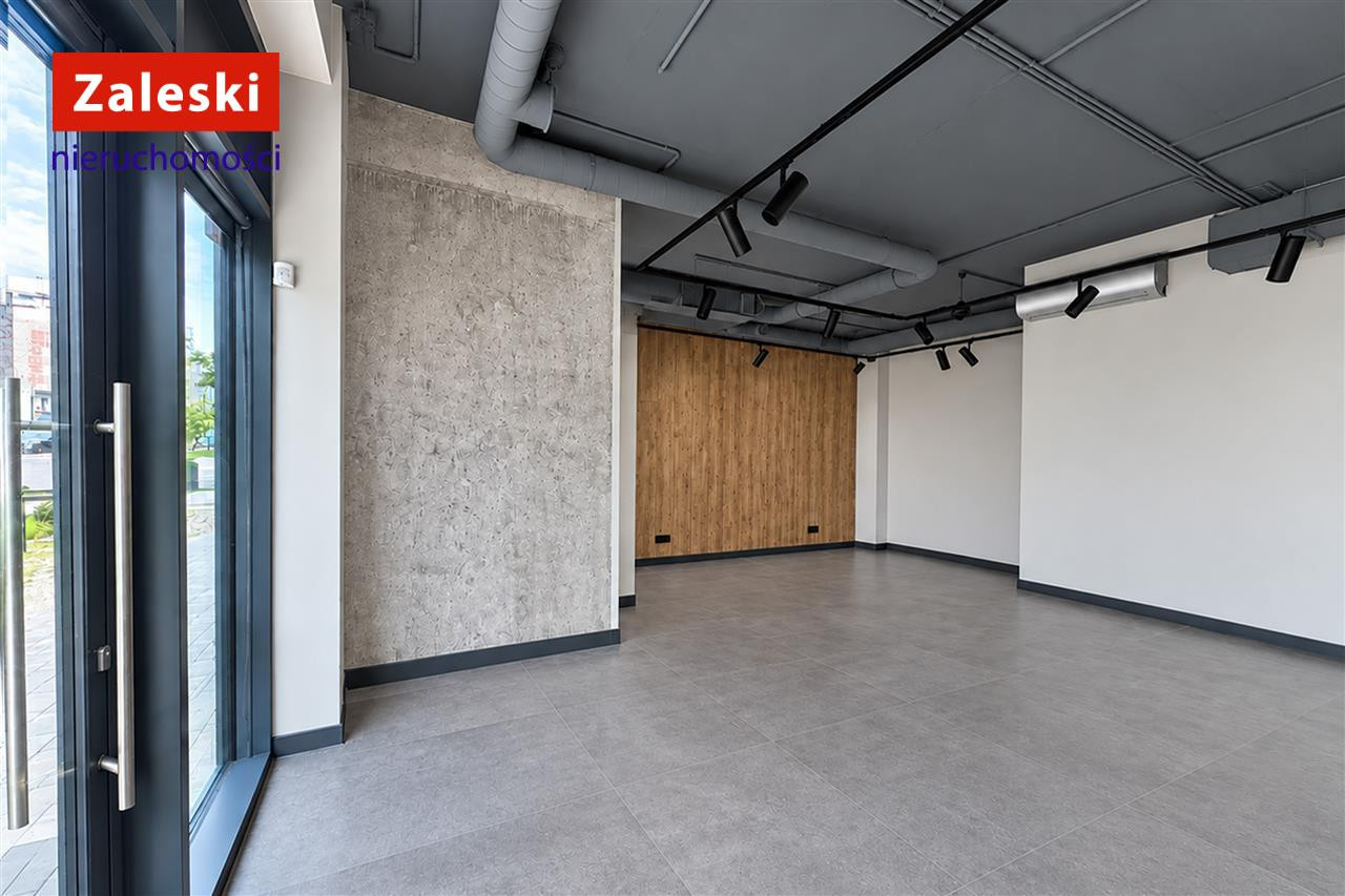 Jedyny taki lokal w Zajezdni! wysokość 3,52m - Widok 2