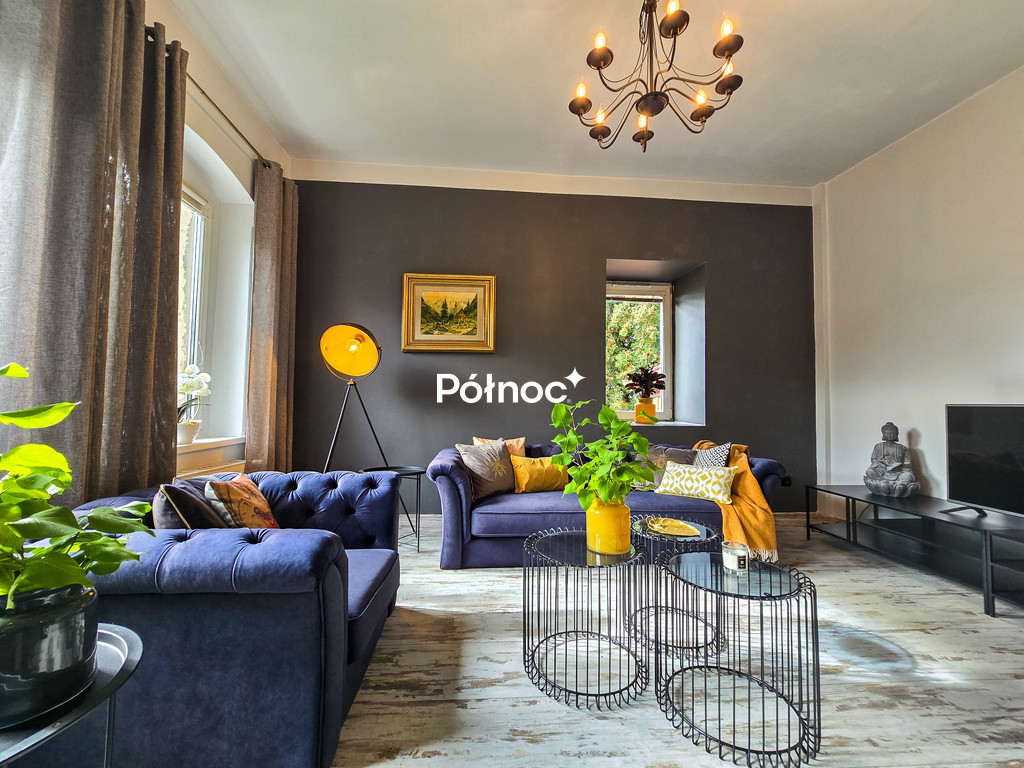 Wyjatkowy 2-poziomowy Apartament z garażem i ogrodem