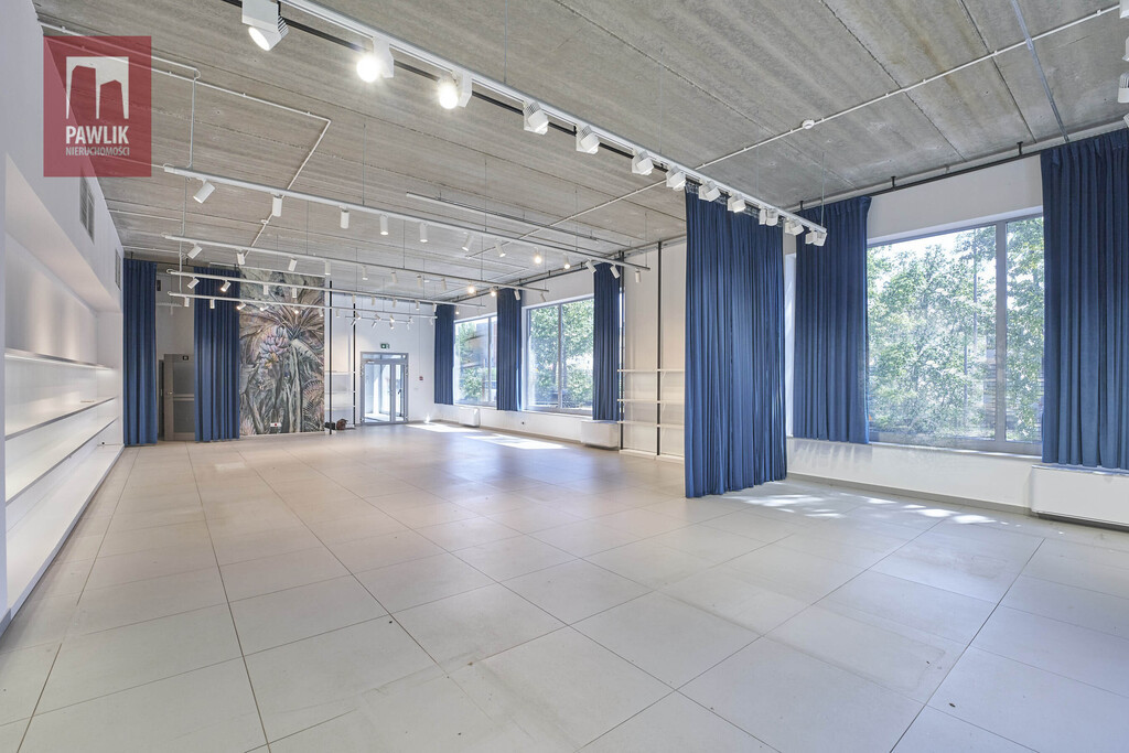 Dla show room, biura handlowego cena z CO