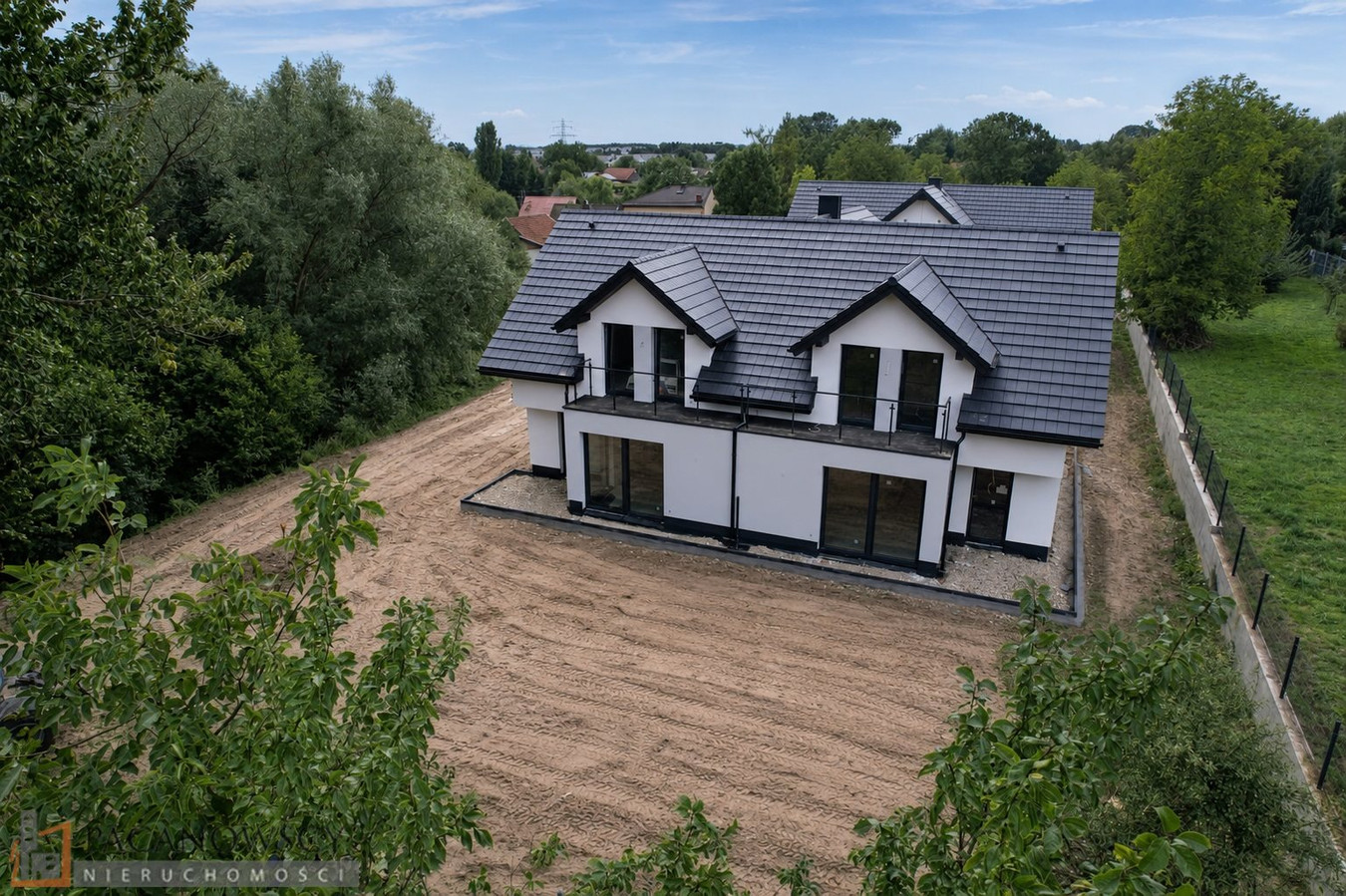 Dom – Bibice, Pod Lasem - Widok 5
