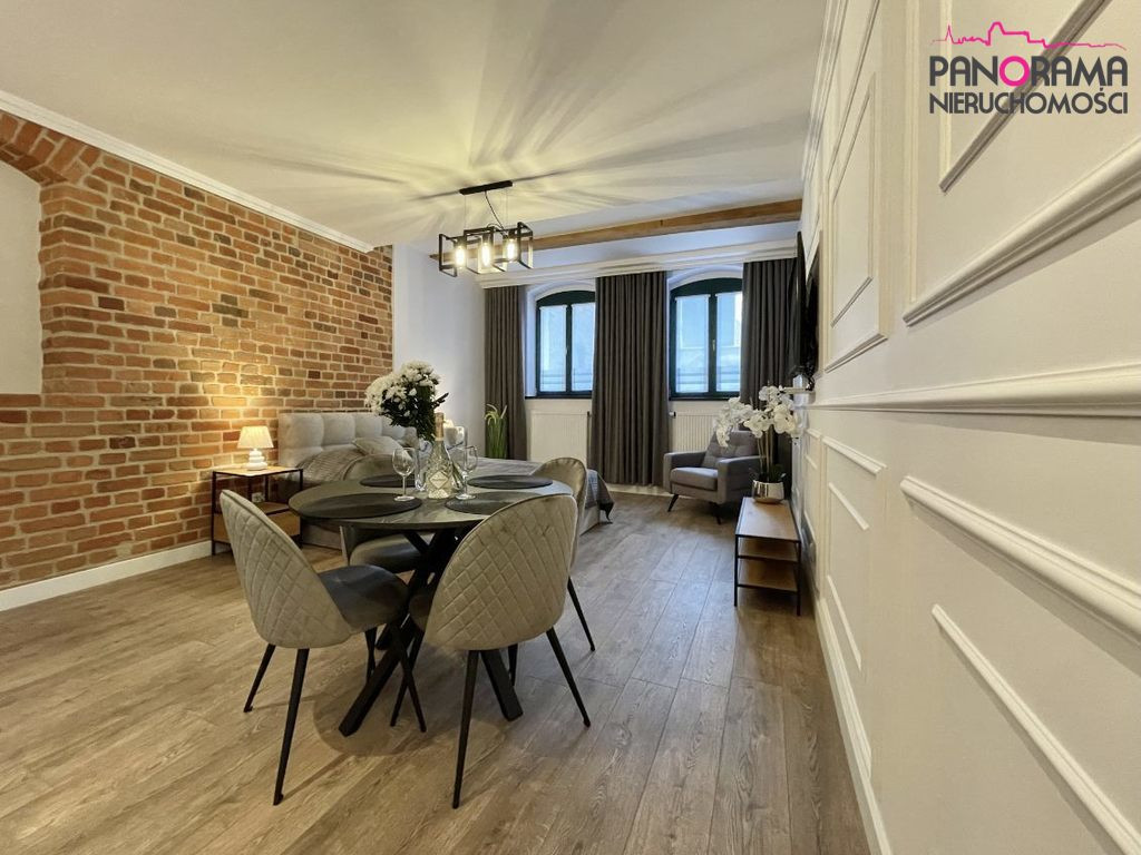 Apartment in Toruń, Przedmieście Świętej Katarzyny, Starówka - Więcej