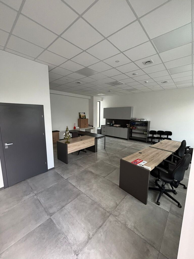 PRESTIŻOWY LOKAL USŁUGOWY NA WYNAJEM 60 m² - Widok 3