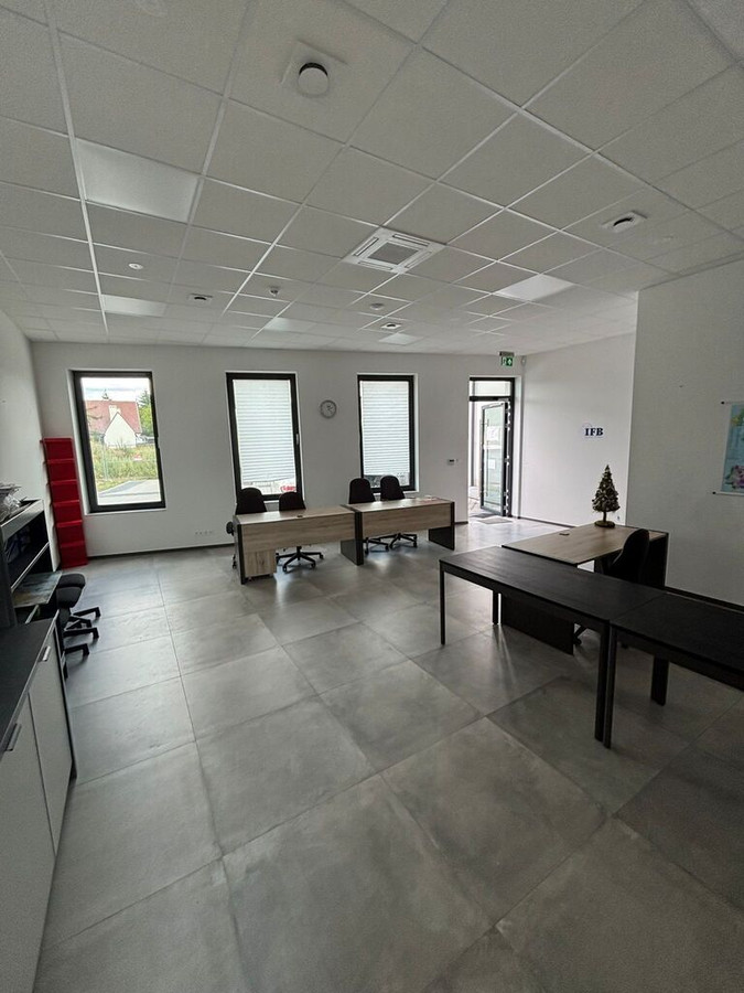PRESTIŻOWY LOKAL USŁUGOWY NA WYNAJEM 60 m² - Widok 4