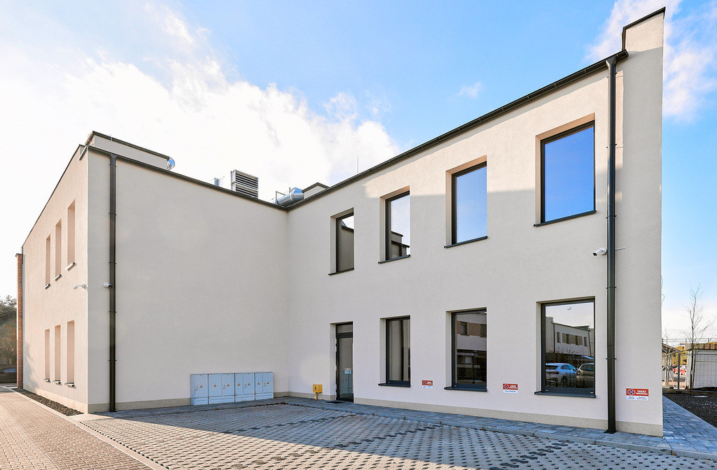 PRESTIŻOWY LOKAL USŁUGOWY NA WYNAJEM 60 m² - Więcej