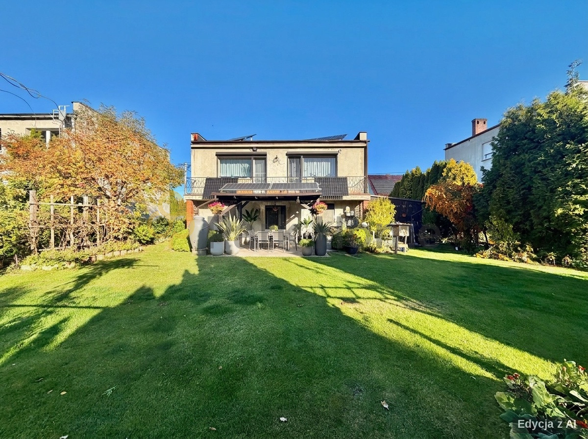Wygodny dom w Serbach | 157 m² | działka 700m²
