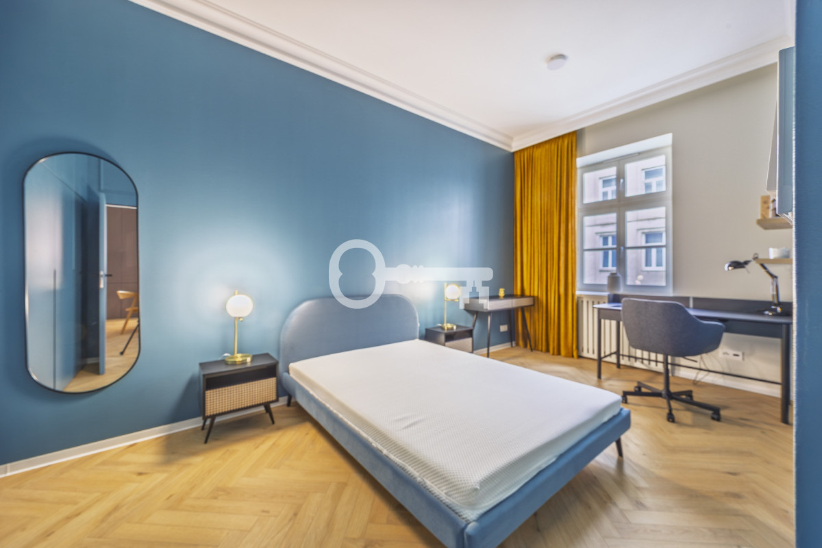 Apartment in Warszawa, Koszyki, Śródmieście - Więcej
